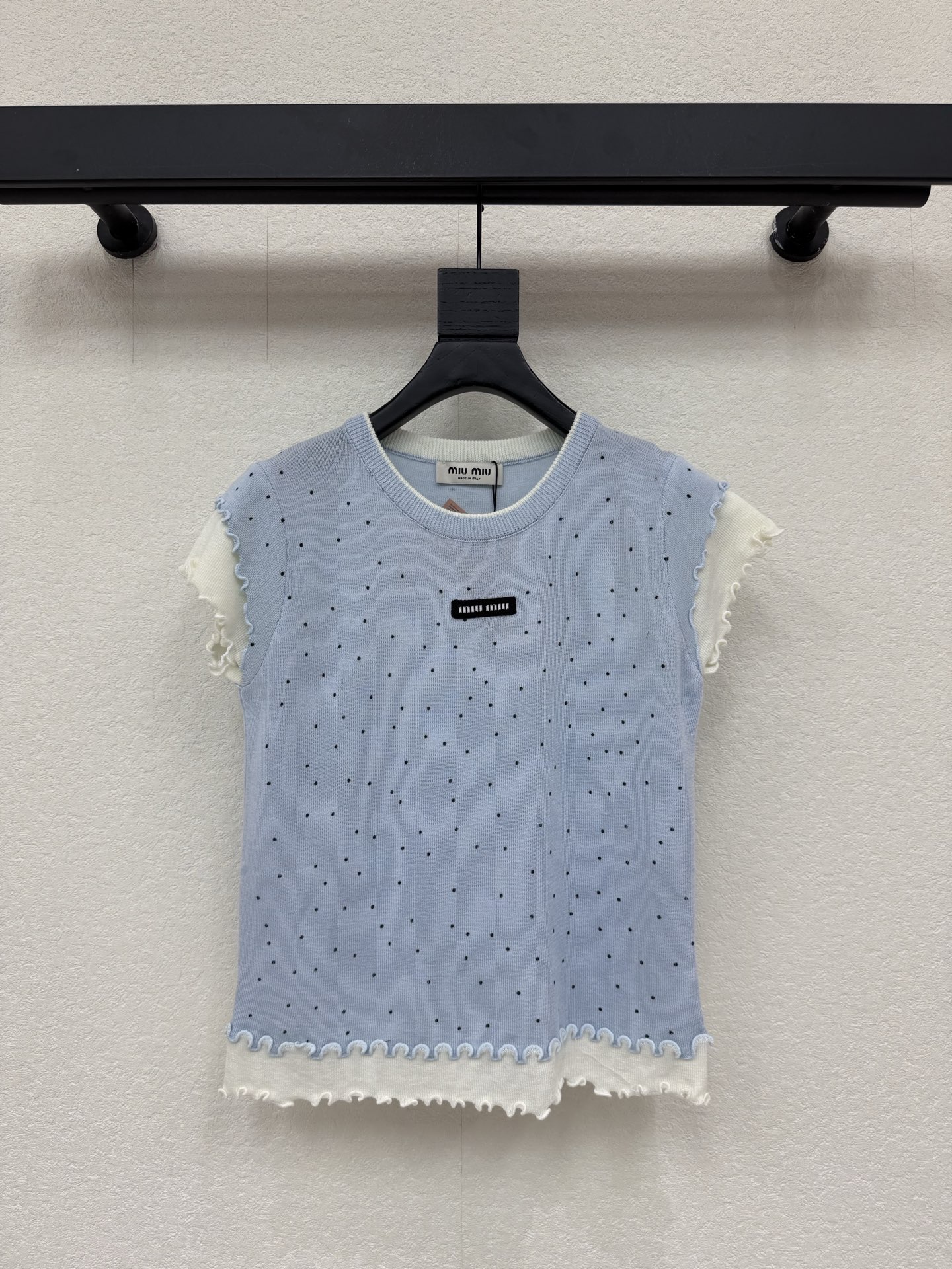 Women's short sleeves